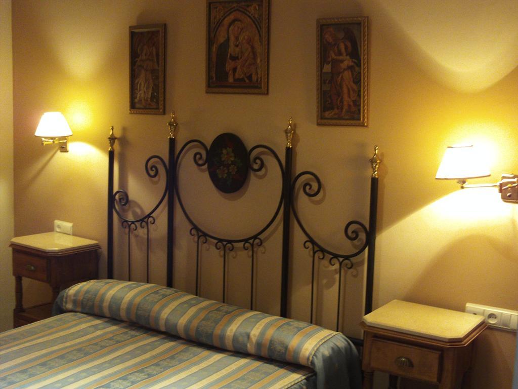 Hostal San Luis Almodóvar del Río Extérieur photo