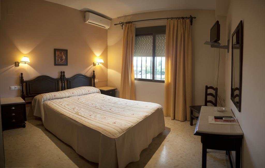 Hostal San Luis Almodóvar del Río Extérieur photo